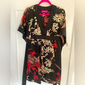 VINTAGE POOKIE AND SEBASTIAN KIMONO DRESS. Satin